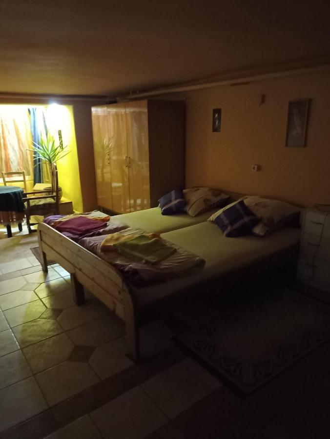 Toth Apartman Telkibánya Exterior foto