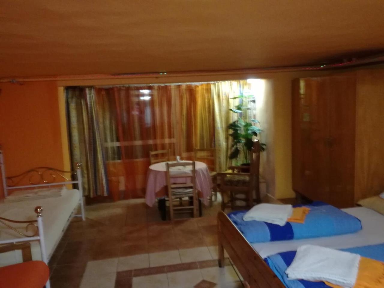 Toth Apartman Telkibánya Exterior foto